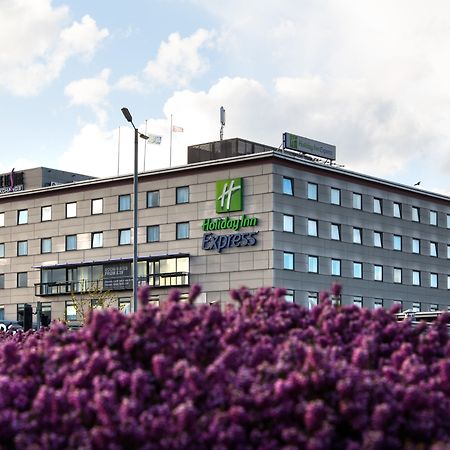 Holiday Inn Express Bradford City Centre By Ihg Exterior foto