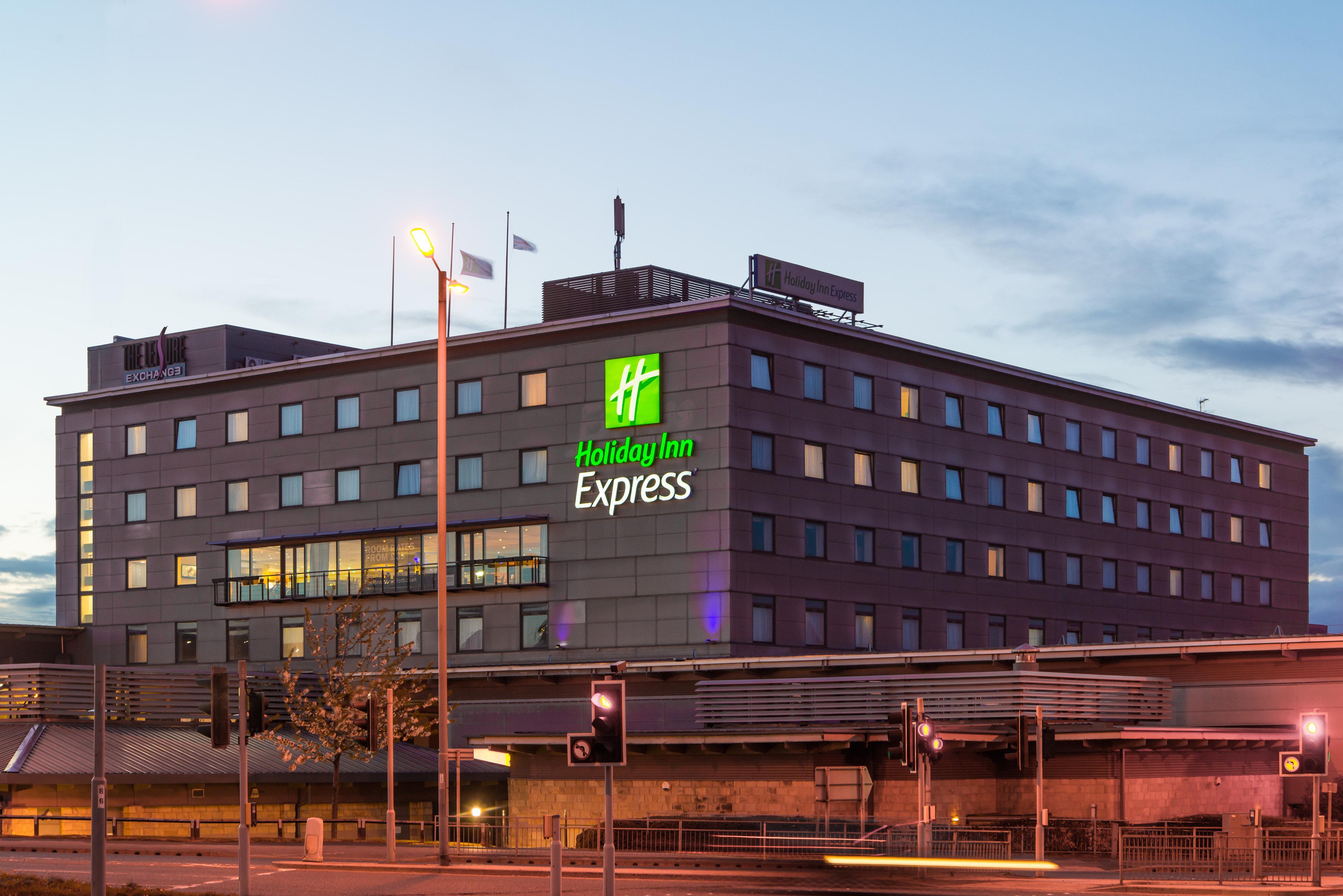 Holiday Inn Express Bradford City Centre By Ihg Exterior foto