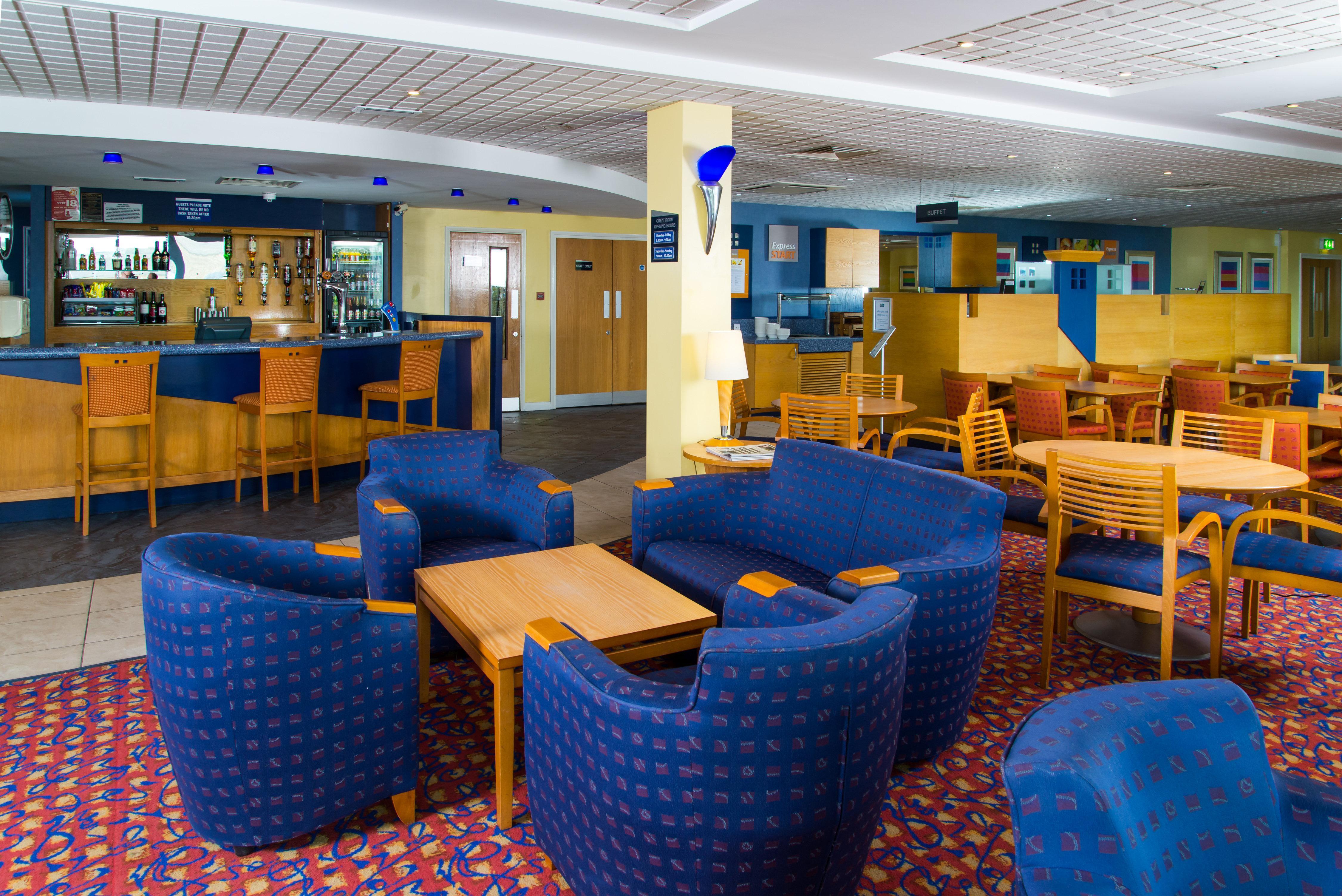 Holiday Inn Express Bradford City Centre By Ihg Exterior foto