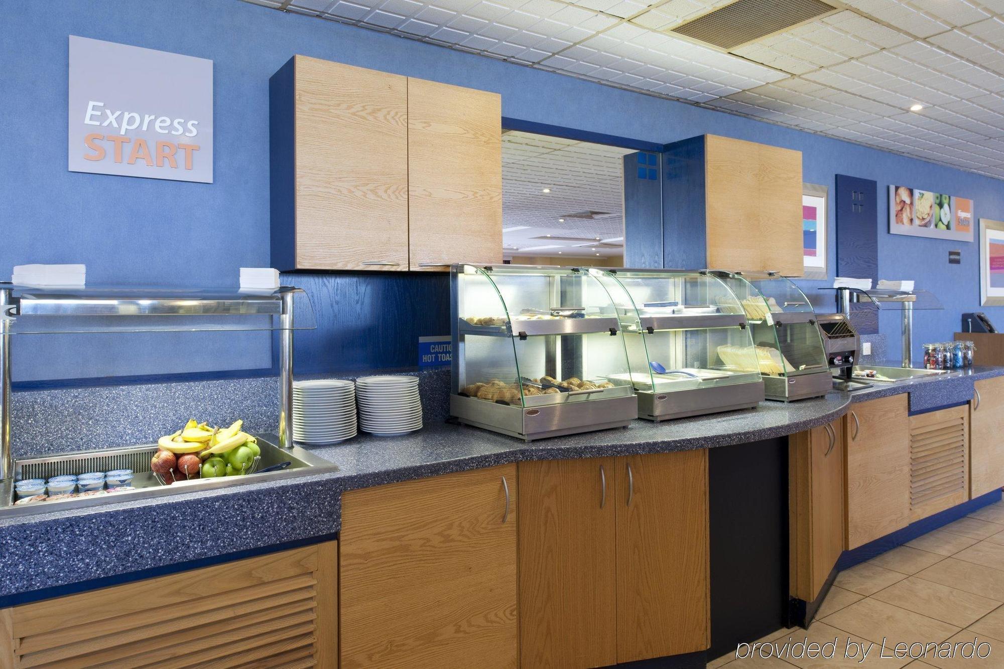 Holiday Inn Express Bradford City Centre By Ihg Exterior foto