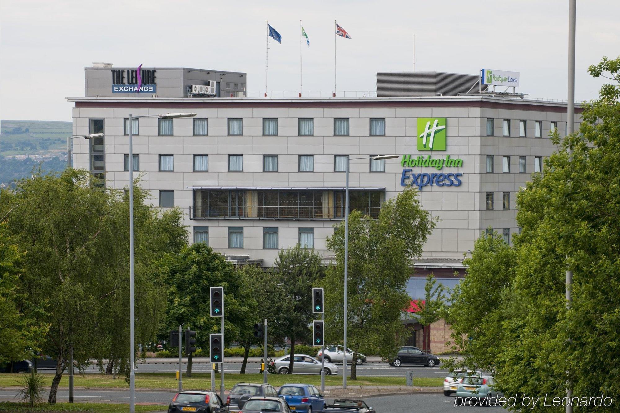 Holiday Inn Express Bradford City Centre By Ihg Exterior foto