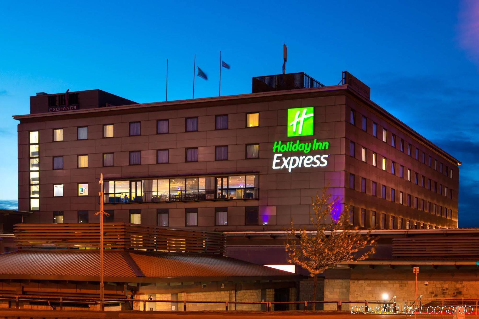 Holiday Inn Express Bradford City Centre By Ihg Exterior foto
